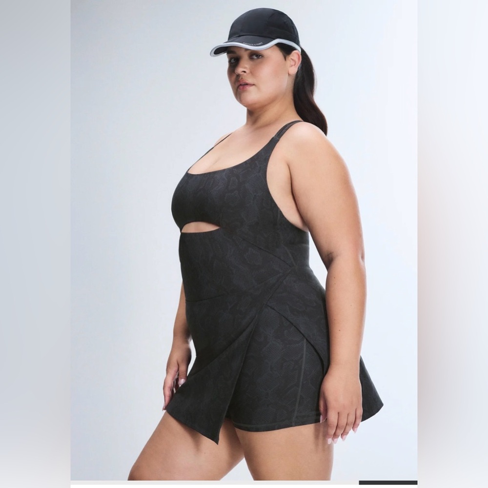 Savage X Fenty Dusky Grey Boa Baddie Print Sporty Dress with Shorts - Picture 2 of 9